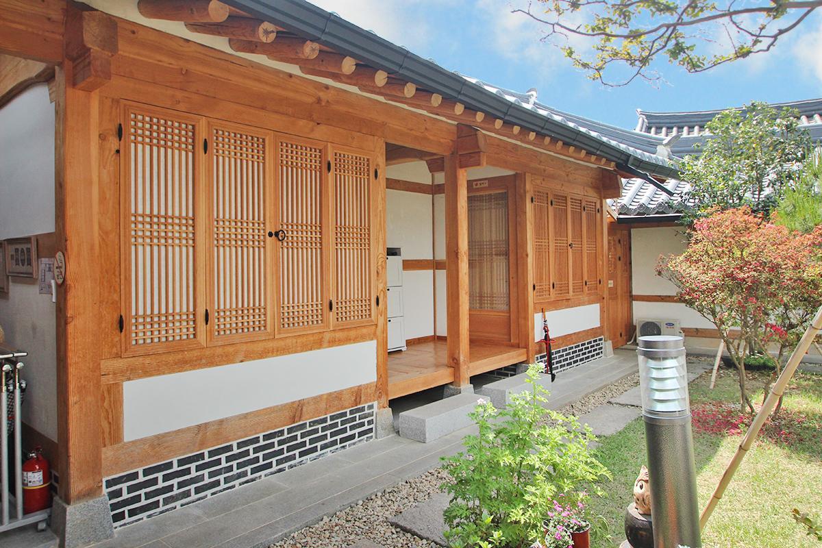 Sarangnamoo Hanok Guesthouse 全州市 エクステリア 写真
