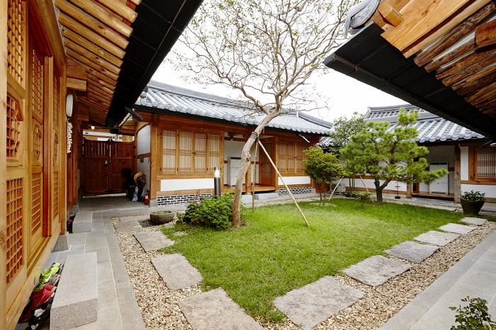 Sarangnamoo Hanok Guesthouse 全州市 エクステリア 写真