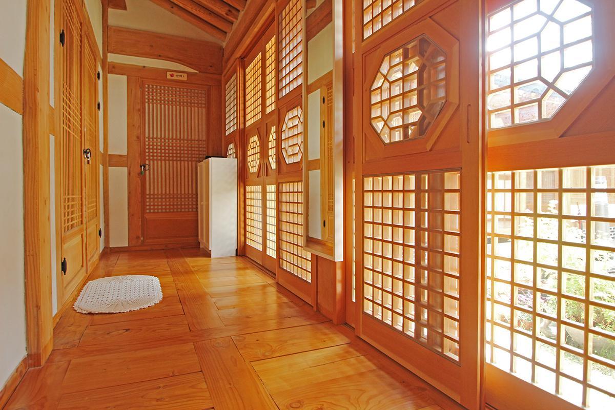 Sarangnamoo Hanok Guesthouse 全州市 エクステリア 写真