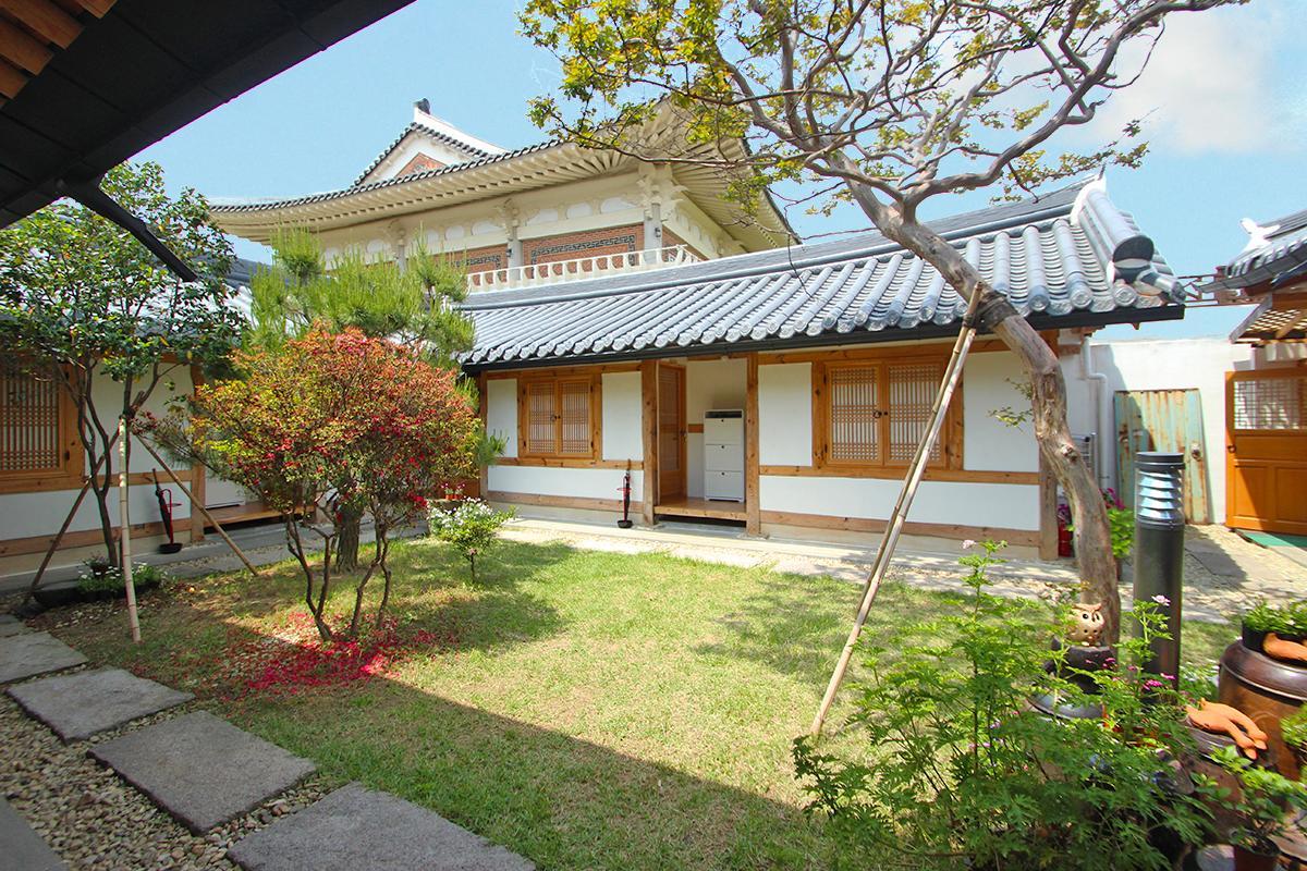 Sarangnamoo Hanok Guesthouse 全州市 エクステリア 写真