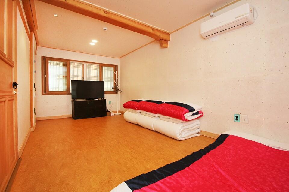 Sarangnamoo Hanok Guesthouse 全州市 エクステリア 写真