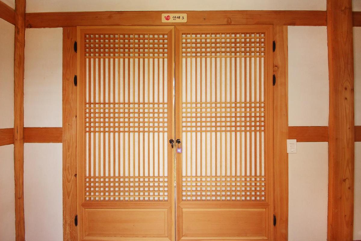 Sarangnamoo Hanok Guesthouse 全州市 エクステリア 写真