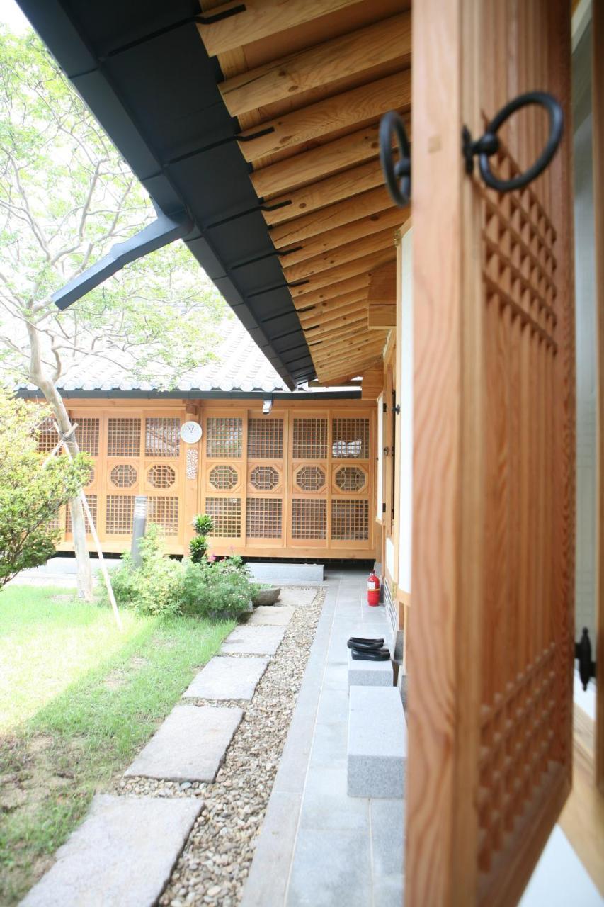 Sarangnamoo Hanok Guesthouse 全州市 エクステリア 写真