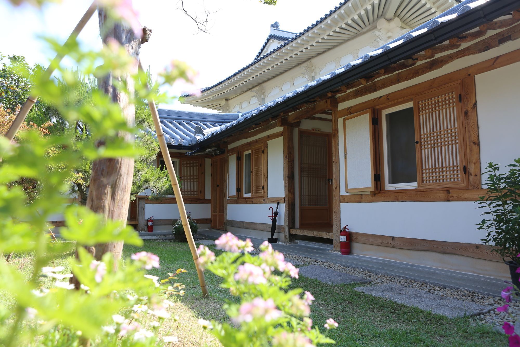 Sarangnamoo Hanok Guesthouse 全州市 エクステリア 写真